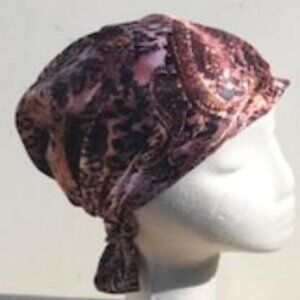 Simple Fashion Cap Brown and Tan Space Paisley